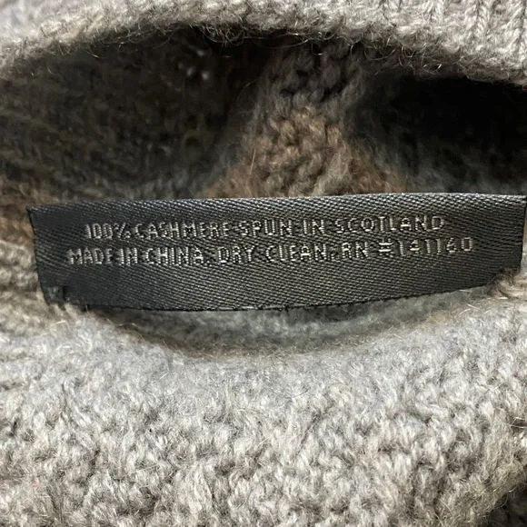 Todd & Duncan 100% Cashmere Heather Gray Knit Infinity Scarf - Picture 3 of 5